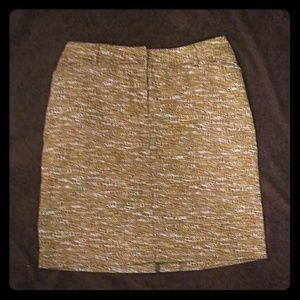 🌷2-4-7 NewYork & Company skirt Sz 10
